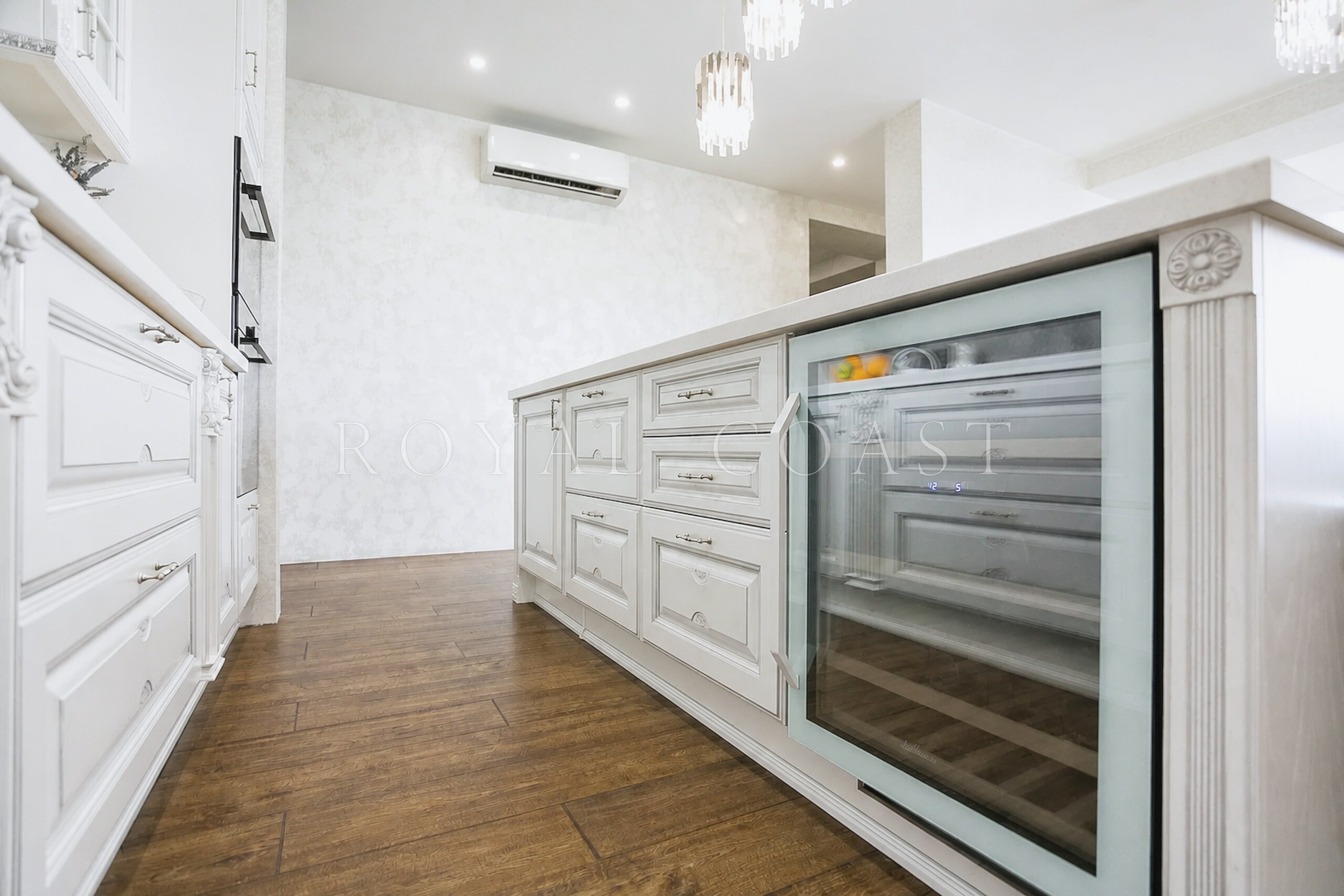 Четырёхкомнатная квартира в Ялте, 176 м² — фото 33