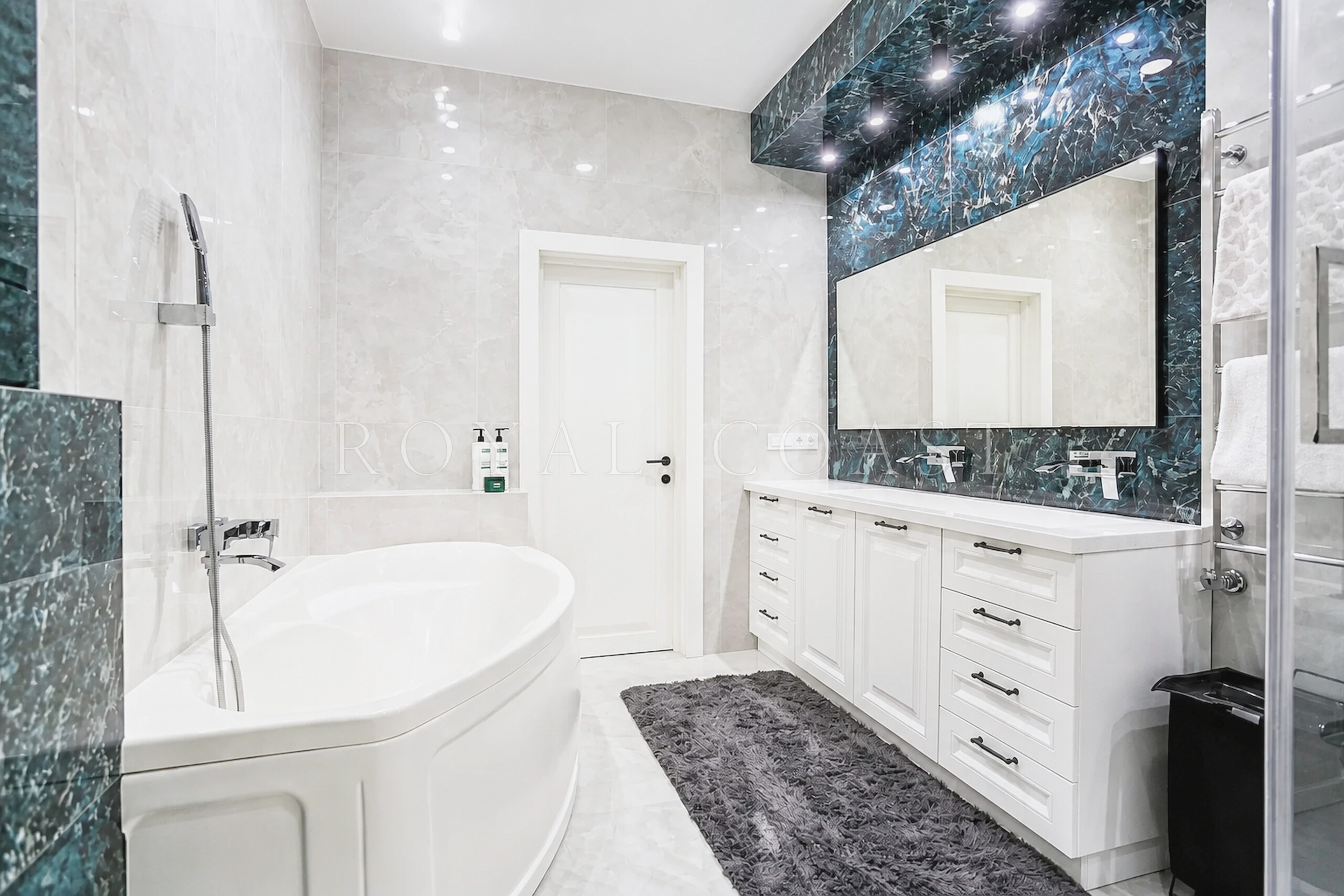 Четырёхкомнатная квартира в Ялте, 176 м² — фото 8