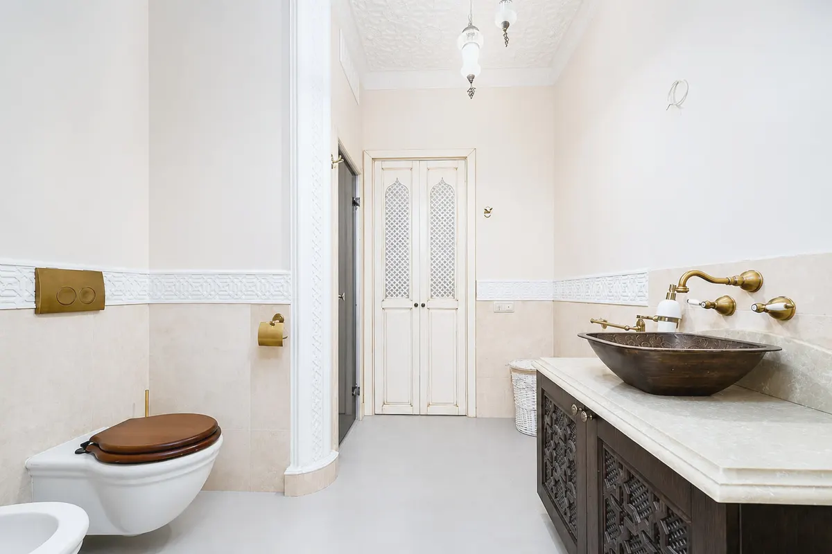 Трёхкомнатная квартира в Ялте, 214 м² — фото 24