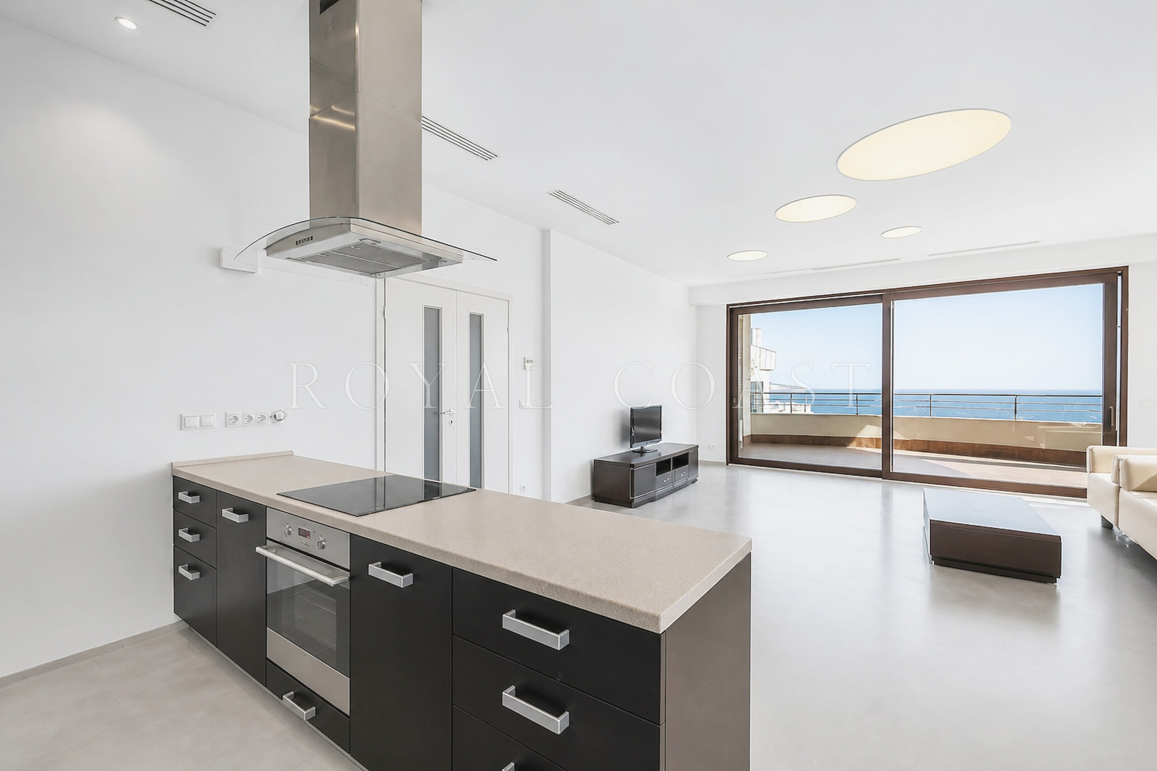 Четырёхкомнатная квартира в Ялте, 218.2 м² — фото 12