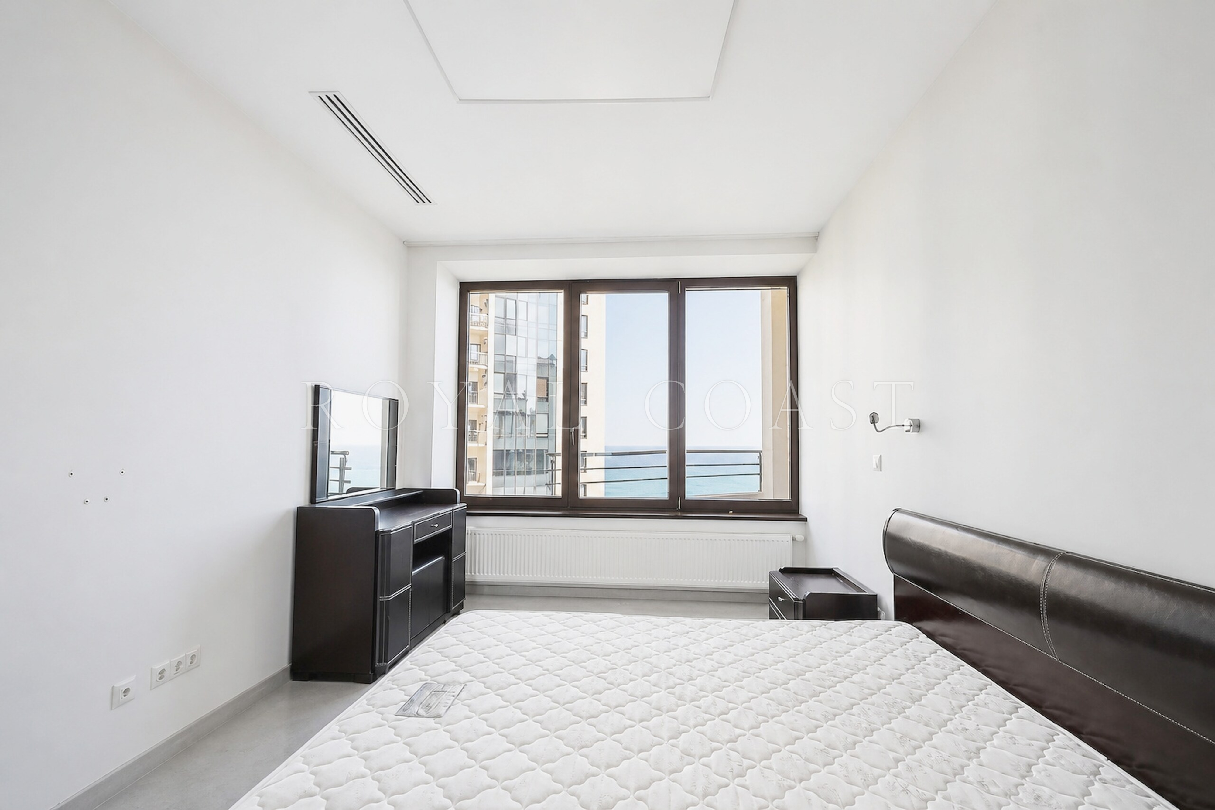 Четырёхкомнатная квартира в Ялте, 218.2 м² — фото 16