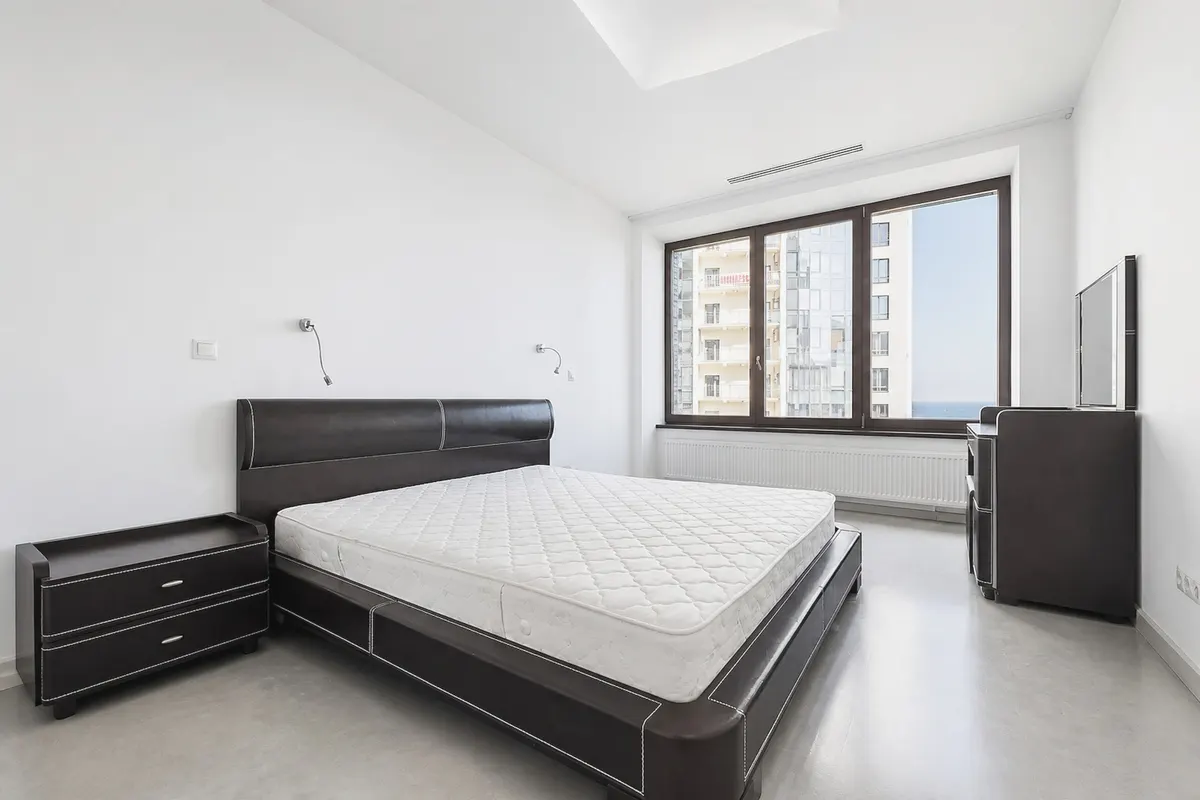 Четырёхкомнатная квартира в Ялте, 218.2 м² — фото 17