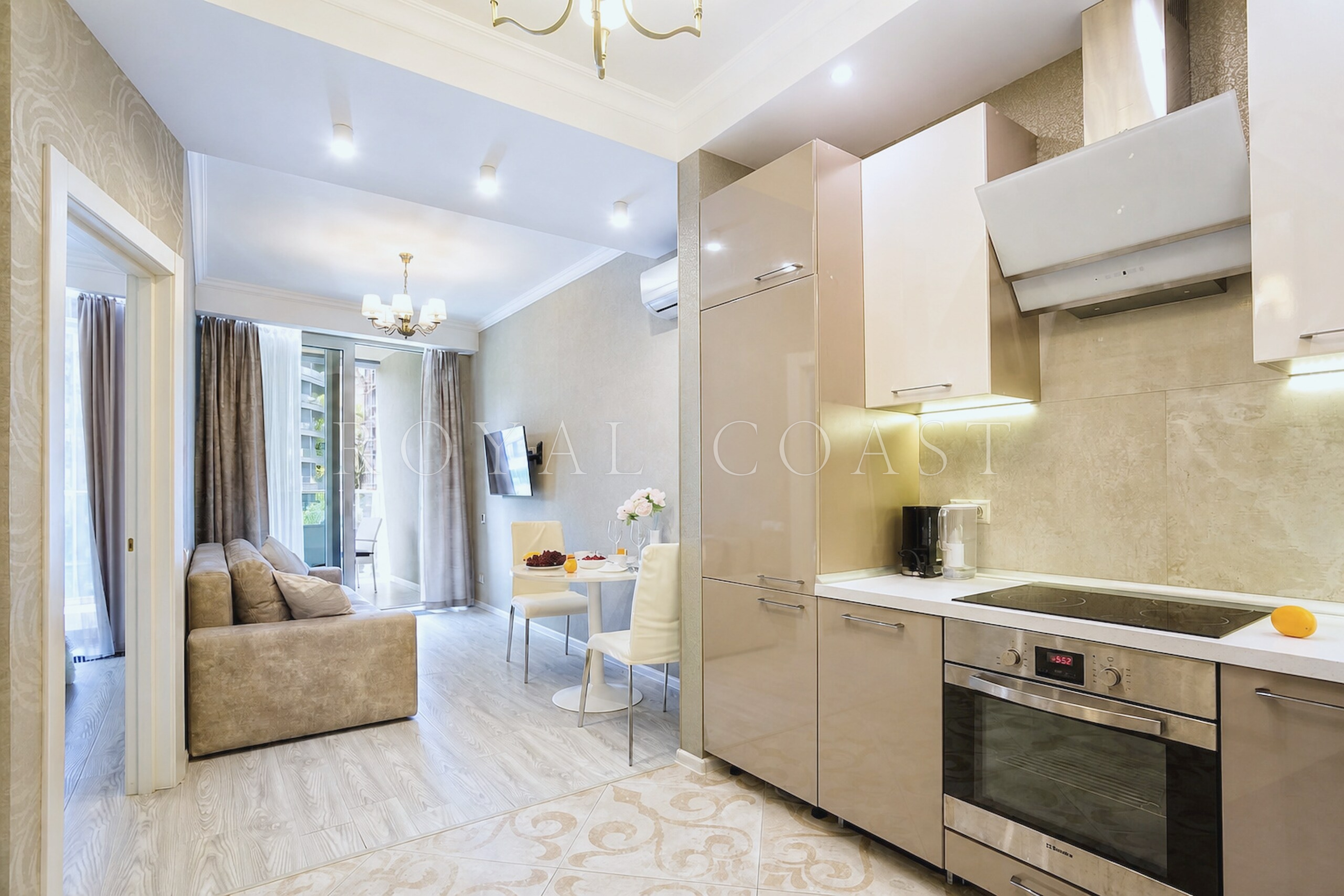 Двухкомнатные апартаменты в Ялте, 48 м² — фото 4