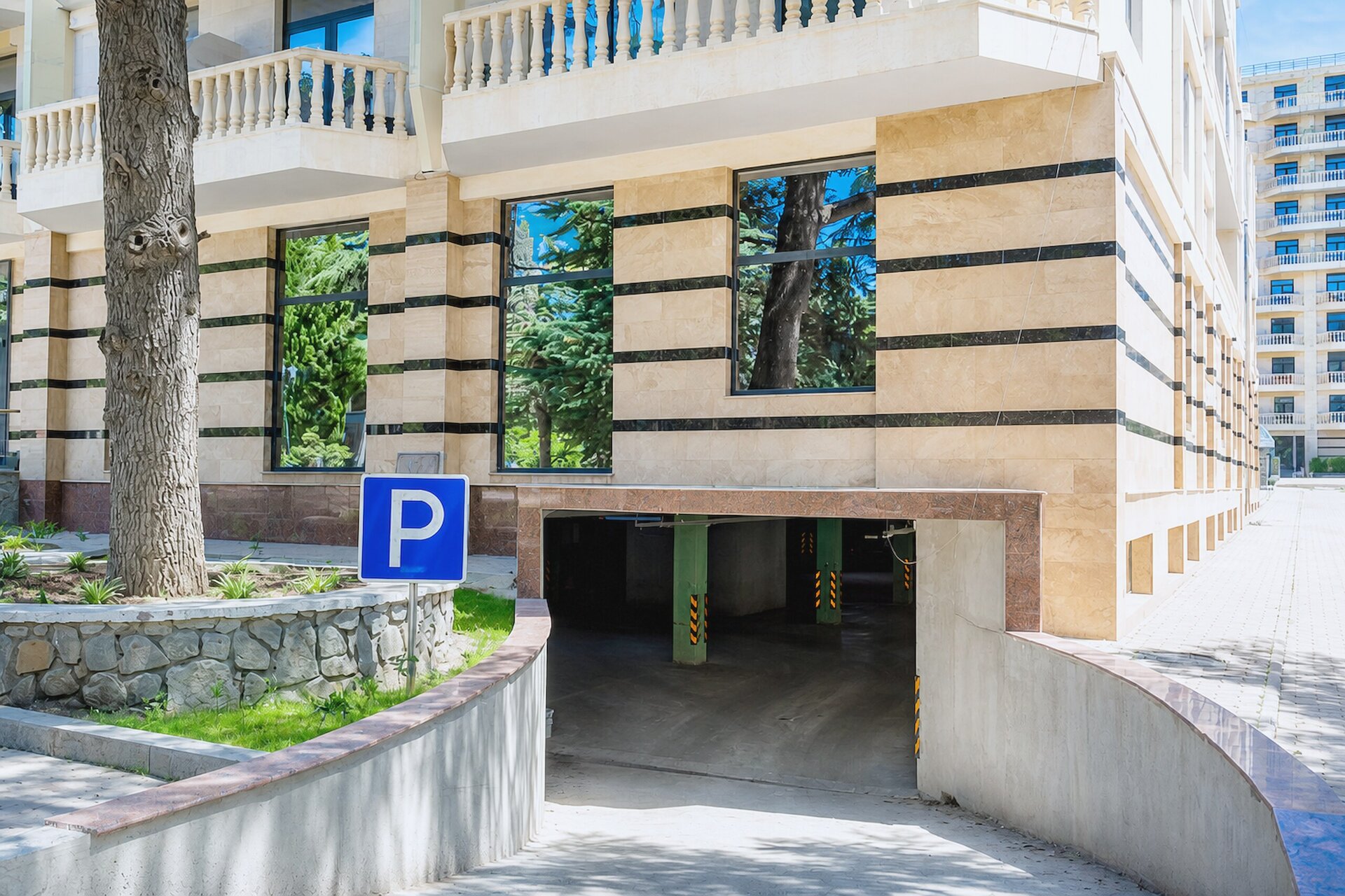 Двухкомнатная квартира в Ялте, 54 м² — фото 24