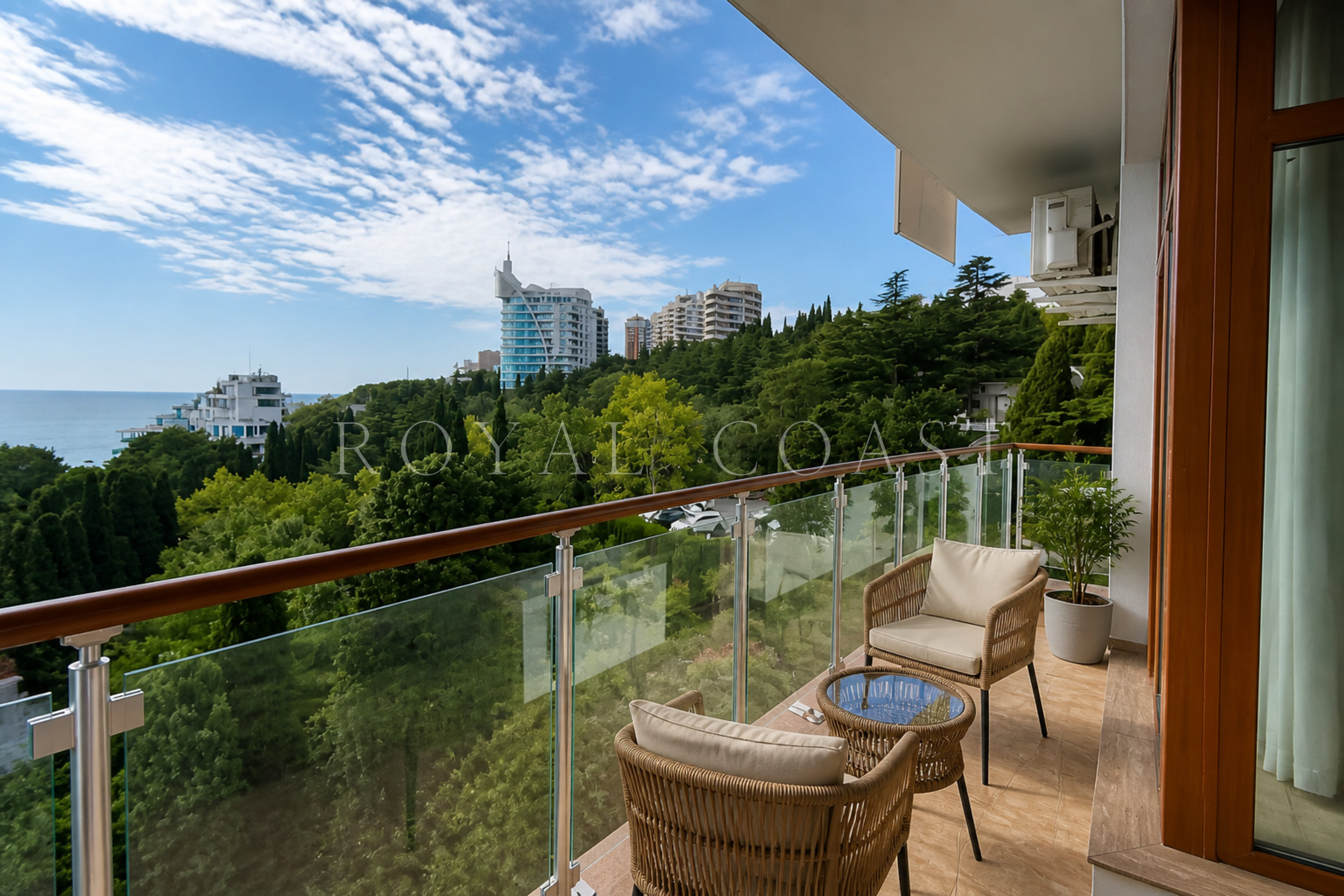 Двухкомнатная квартира в Ялте, 56 м² — фото 22