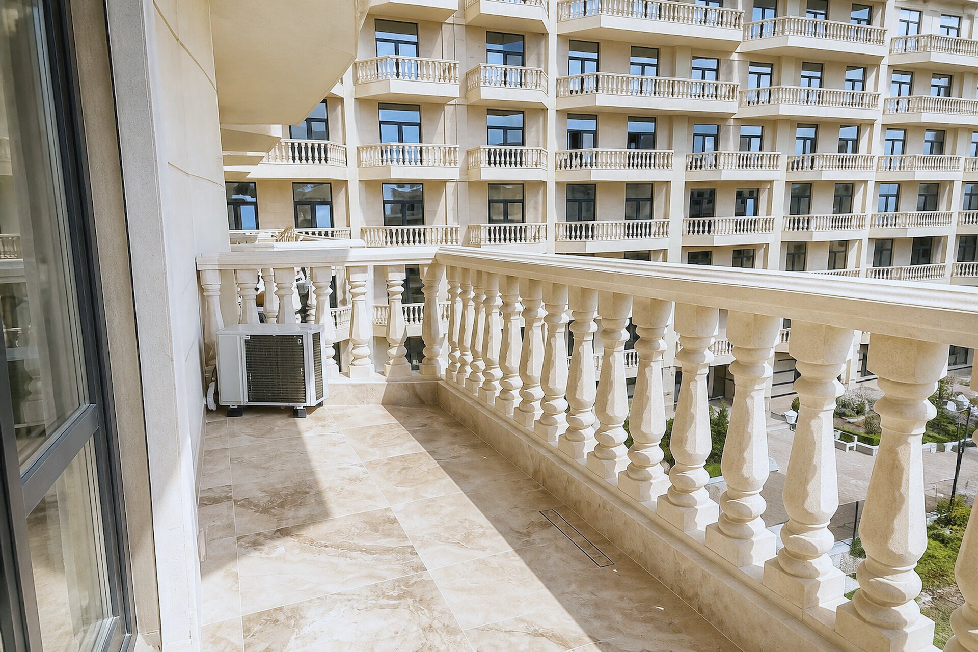 Двухкомнатная квартира в Ялте, 68 м² — фото 8