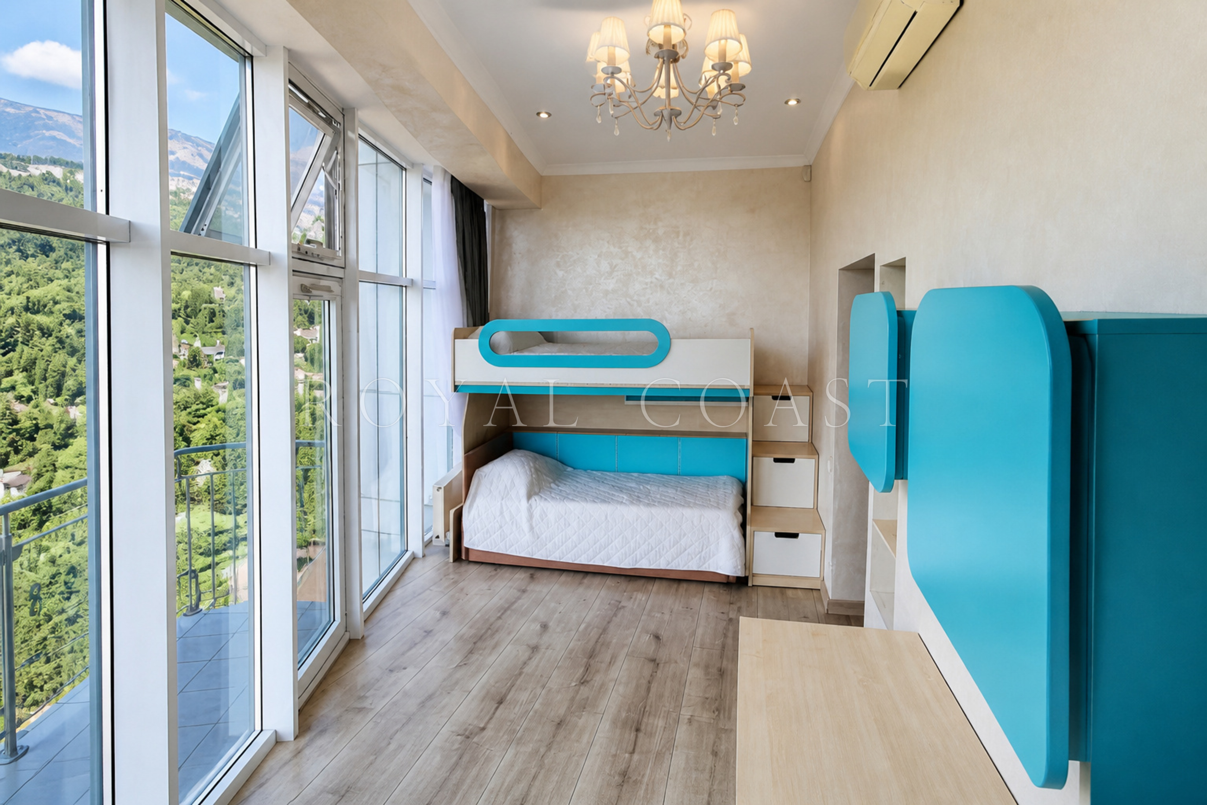 Трёхкомнатная квартира в Ялте, 89.9 м² — фото 15