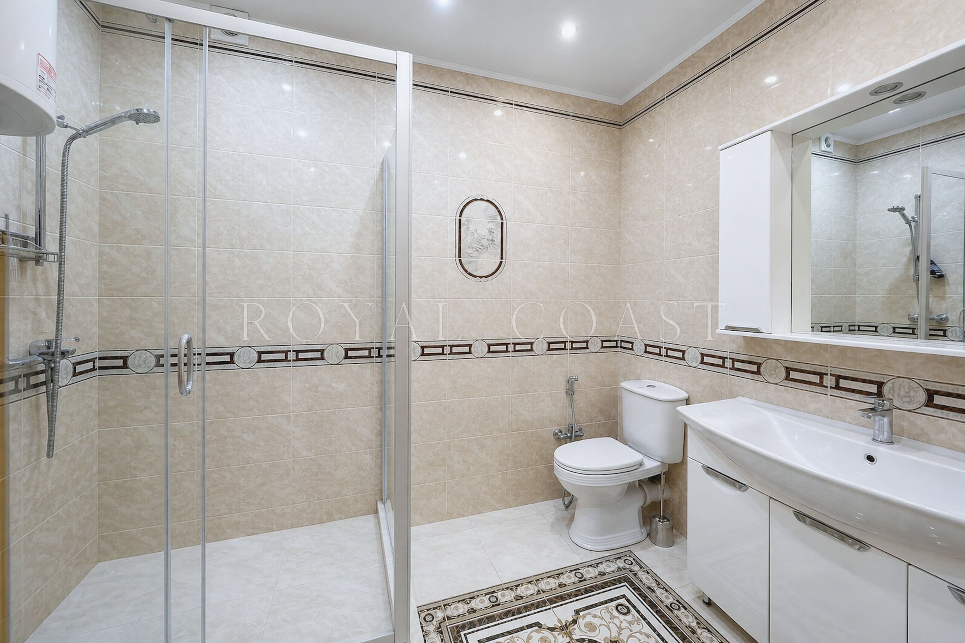 Трёхкомнатная квартира в Ялте, 90 м² — фото 14