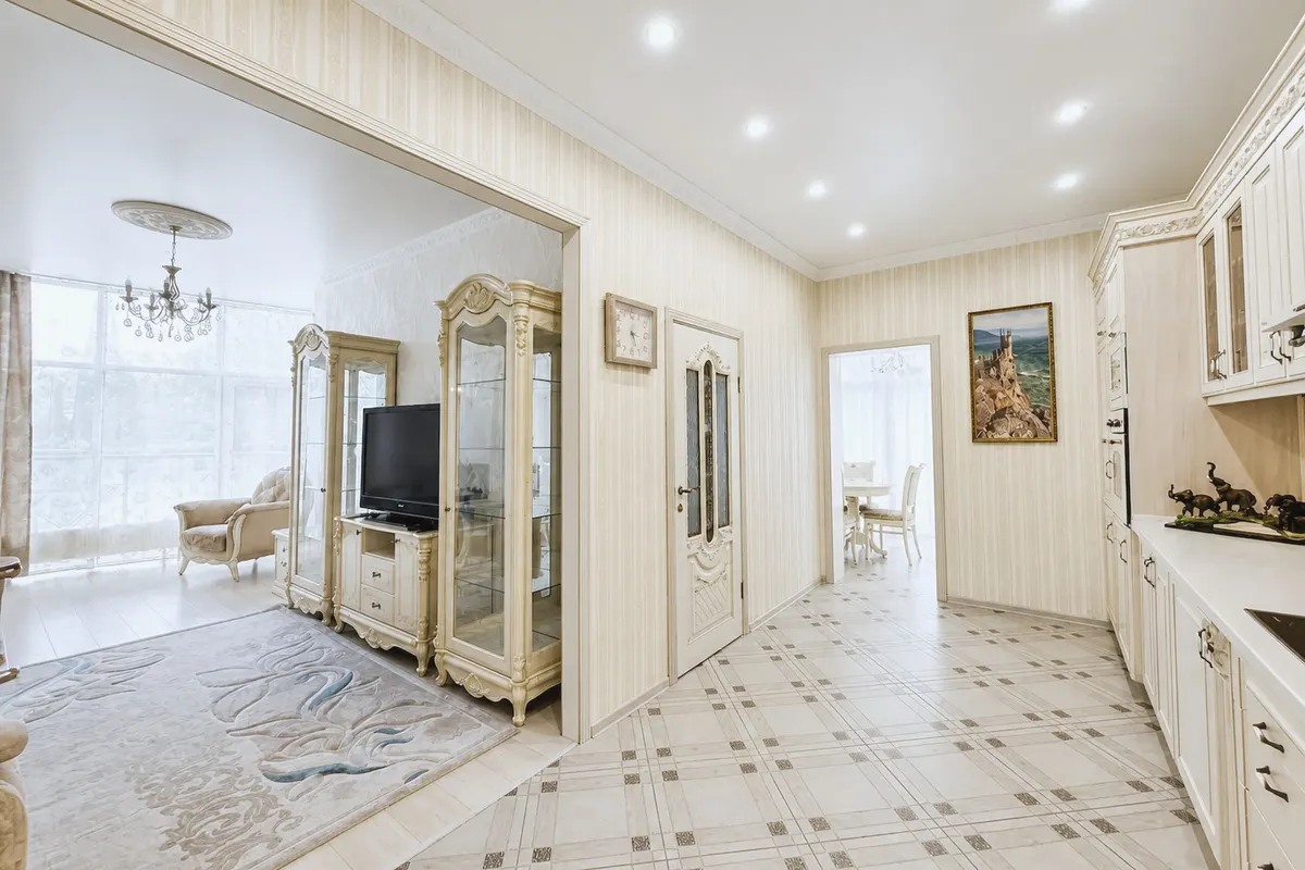 Трёхкомнатная квартира в Ялте, 90 м² — фото 6