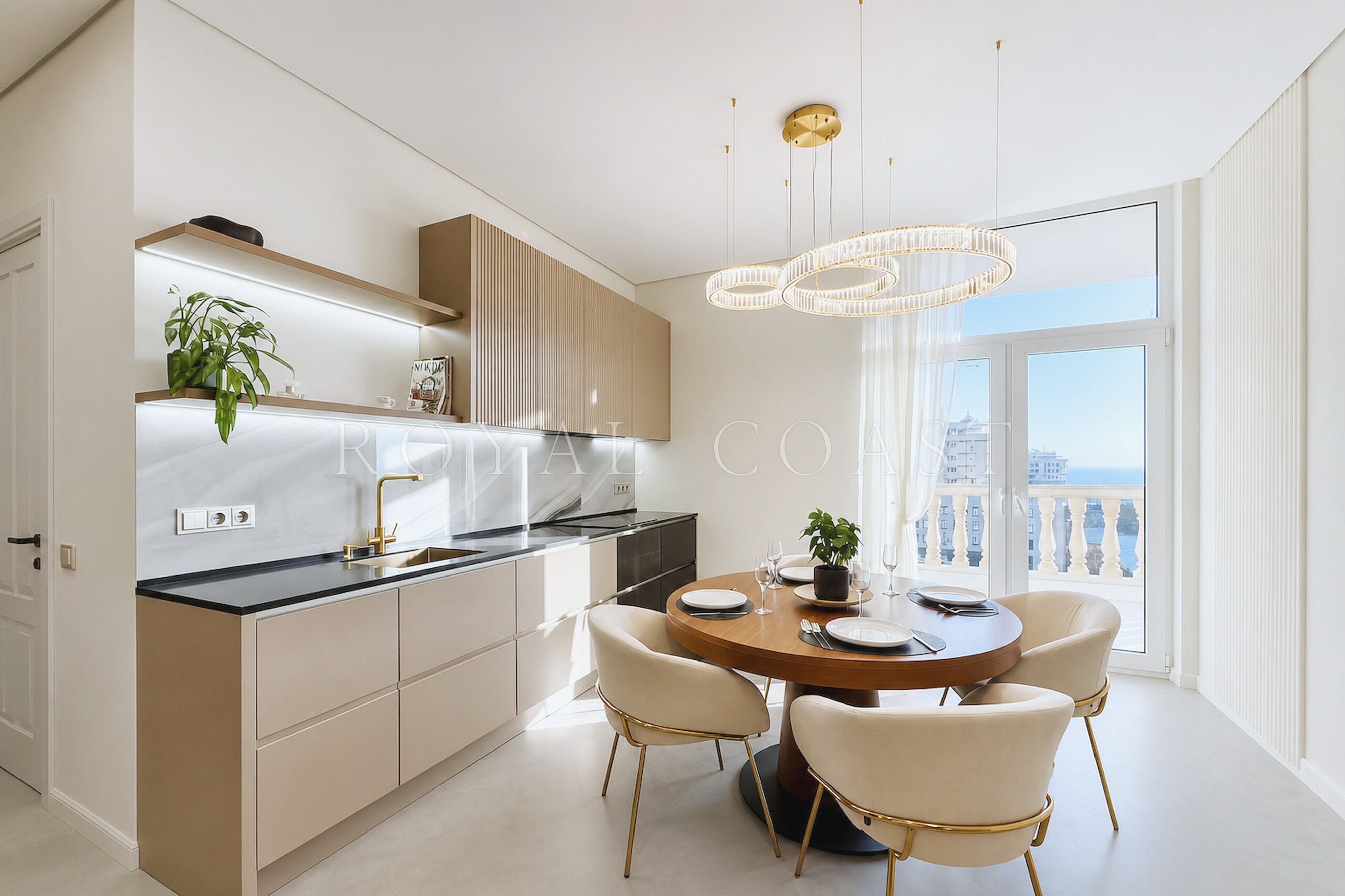 Двухкомнатная квартира в Ялте, 89.6 м²