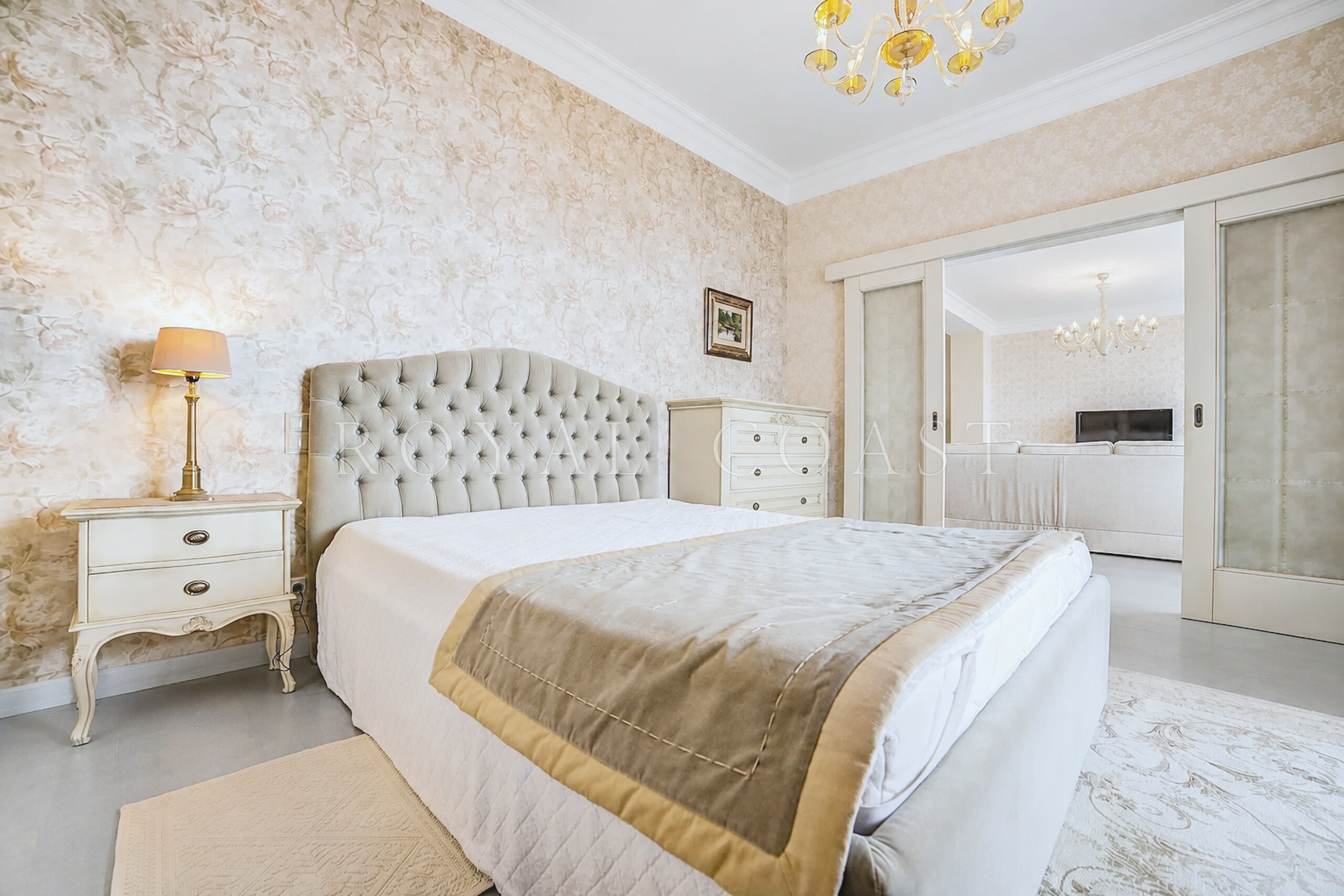 Двухкомнатные апартаменты в Ялте, 98 м² — фото 8
