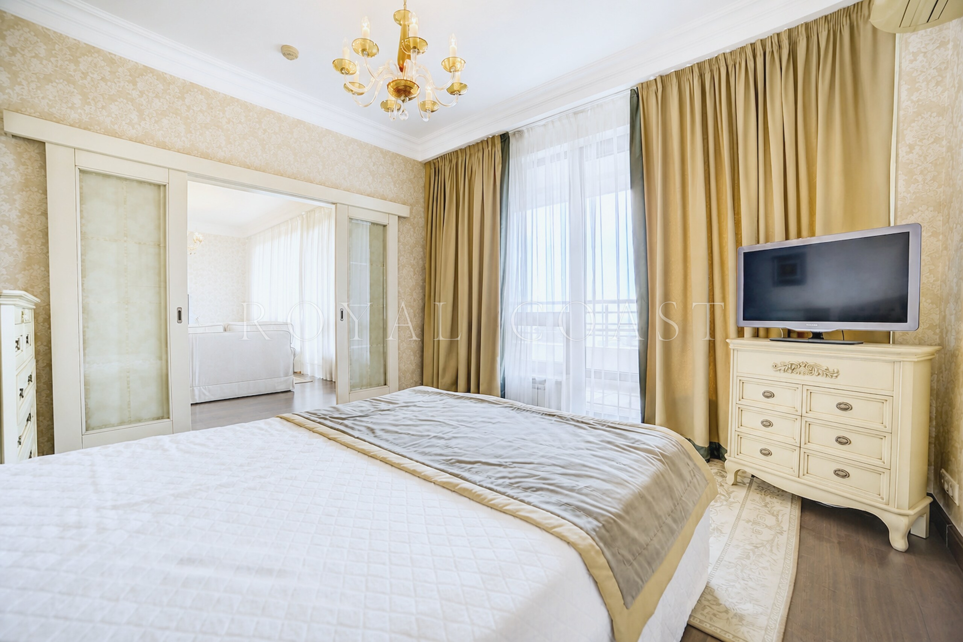 Двухкомнатные апартаменты в Ялте, 98 м² — фото 9