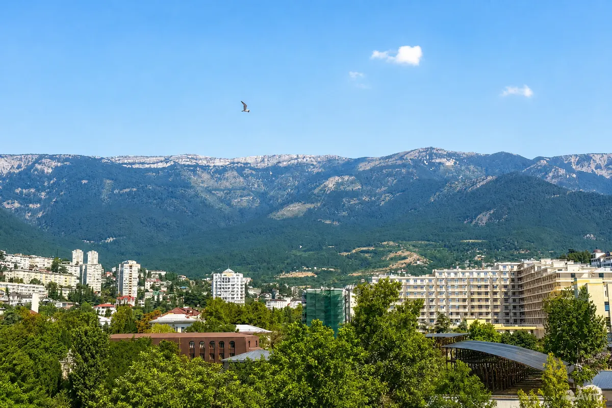 Двухкомнатные апартаменты в Ялте, 82.8 м² — фото 15